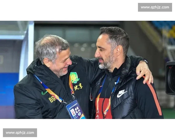 两个月冰火两重天：佩雷拉的掌声与嘘声